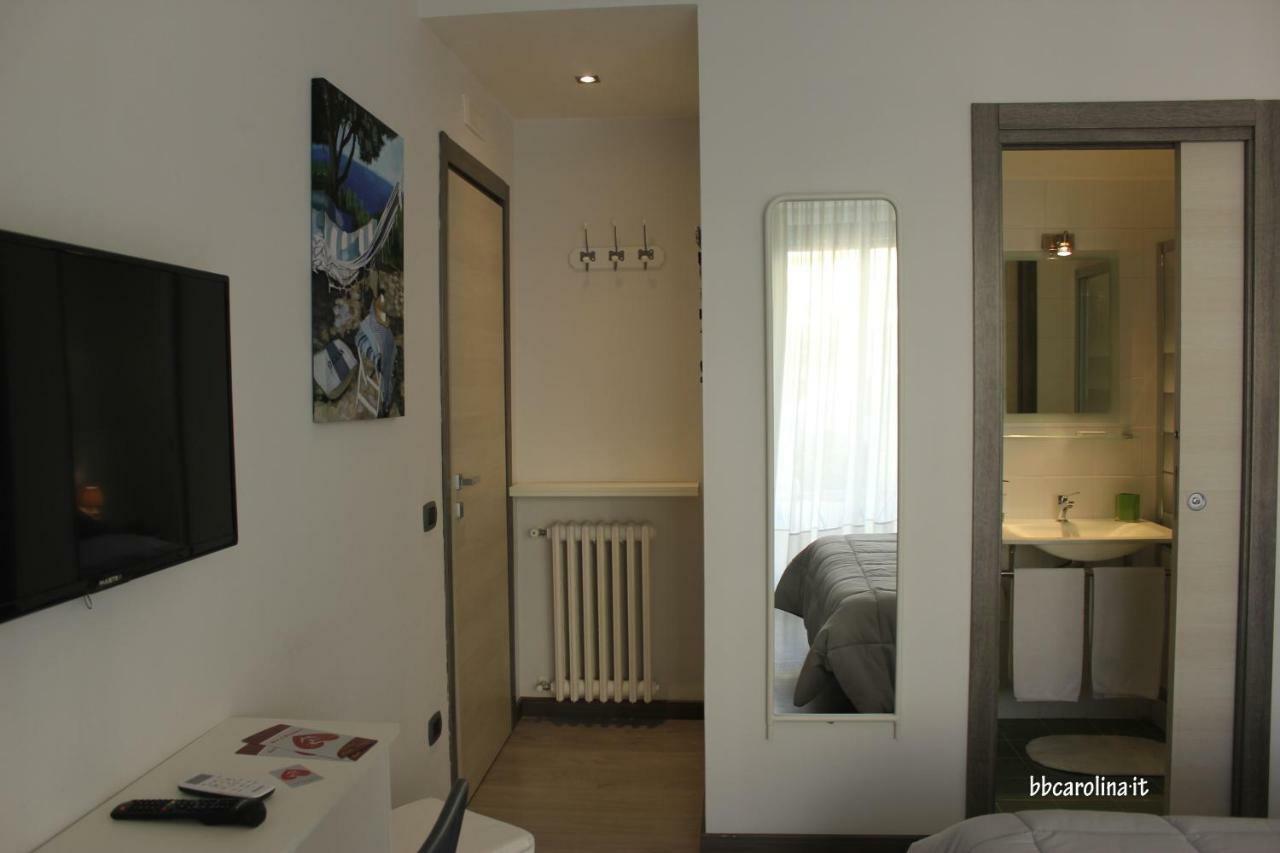 Carolina Napoli-vomero Bed & Breakfast Napoli